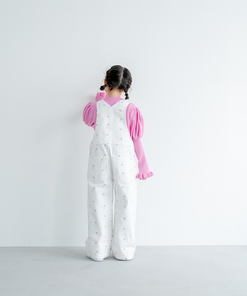 LOWRYS FARM(ローリーズファーム)の「フラワーオーバーオール 260005(サロペット/オーバーオール・キッズ・オフホワイト・150cm/140cm/130cm/120cm/110cm)」の10枚目の写真