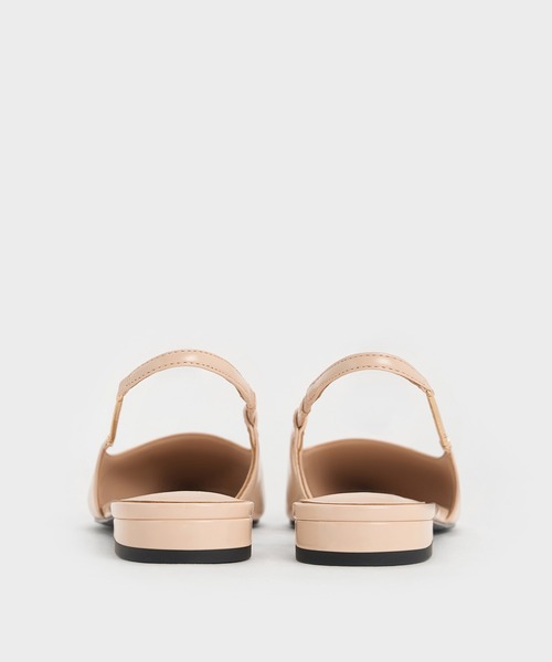 CHARLES & KEITH(チャールズ & キース)の「チェーンアクセント ポインテッドトゥスリングバックフラット(パンプス・レディース・アイボリー/ブラック系その他7・22.5cm/23cm/23.5cm/24.5cm/25cm/25.5cm)」の10枚目の写真