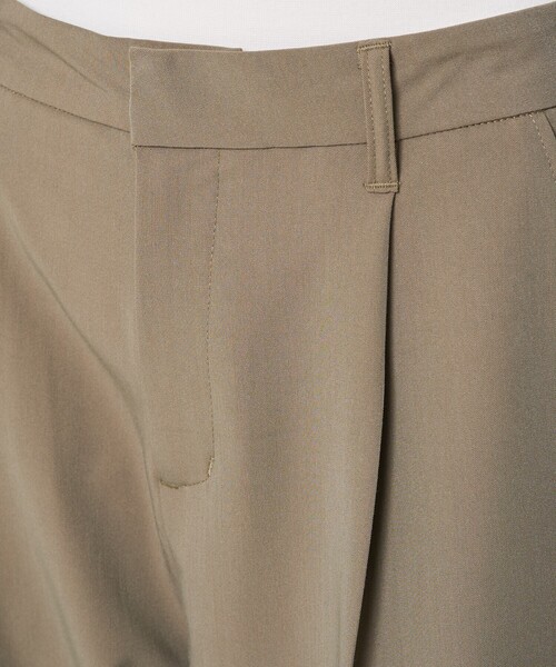 FREAK'S STORE（フリークスストア）の「限定展開　タックストレートパンツ（セット対応）（スラックス・レディース・ナチュラル/チャコール/ベージュ/ブラック・SMALL/MEDIUM）」の10枚目の写真
