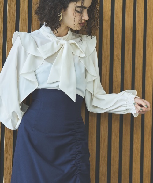 AND COUTURE(アンドクチュール)の「アシメギャザーマーメイドスカート(スカート・レディース・チャコールグレー/ベージュ/ネイビー・SMALL/MEDIUM)」の10枚目の写真