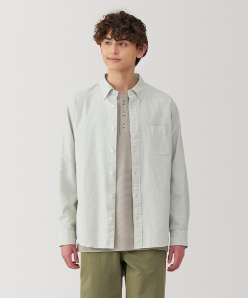 無印良品（ムジルシリョウヒン）の「紳士　洗いざらしオックスボタンダウン長袖シャツ（シャツ/ブラウス・メンズ・ネイビー/サックスブルー/ライトグリーン/ライトブラウン/ホワイト/ネイビー系/ピンク系・S/M/L/XL）」の4枚目の写真