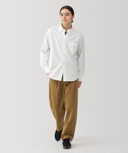 無印良品（ムジルシリョウヒン）の「紳士　洗いざらしオックスボタンダウン長袖シャツ（シャツ/ブラウス・メンズ・ネイビー/サックスブルー/ライトグリーン/ライトブラウン/ホワイト/ネイビー系/ピンク系・S/M/L/XL）」の11枚目の写真