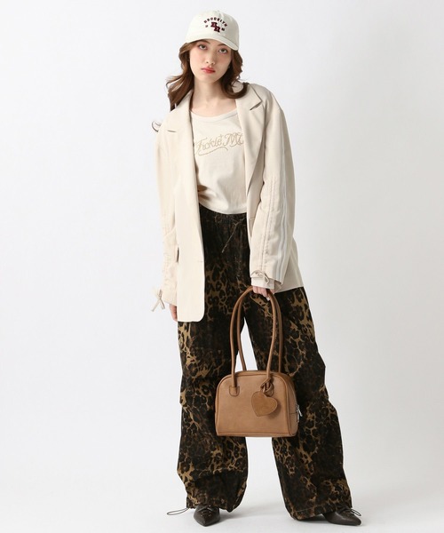 FOREVER 21(フォーエバー トゥエンティーワン)の「【2025SS】袖シャーリングラインジャケット(テーラードジャケット・レディース・グレー/ナチュラル・FREE)」の13枚目の写真