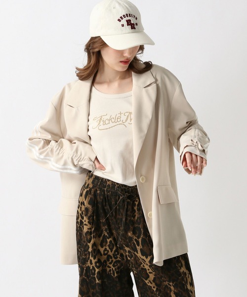 FOREVER 21(フォーエバー トゥエンティーワン)の「【2025SS】袖シャーリングラインジャケット(テーラードジャケット・レディース・グレー/ナチュラル・FREE)」の16枚目の写真