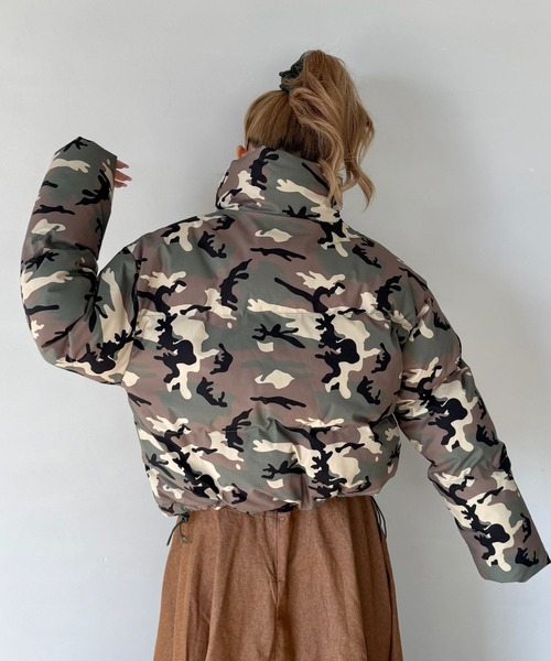 SANSeLF(サンセルフ)の「【SANSeLF】 カモフラージュショートダウンジャケット ドローコード クロップド丈 sanw25a007(ダウンジャケット/コート・レディース・カモフラージュ・FREE)」の7枚目の写真