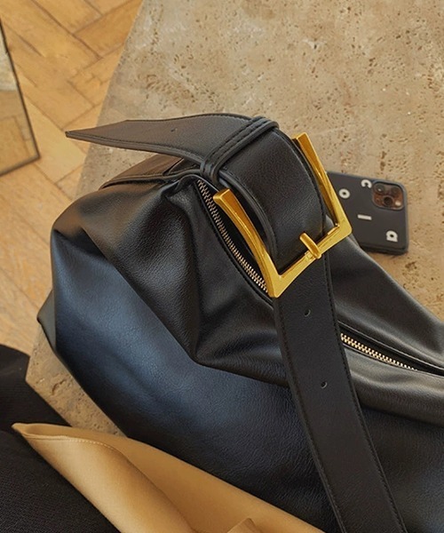 c.u.l(シーユーエル)の「大容量 斜め掛け メッセンジャー ショルダーバッグ cula1079(ショルダーバッグ・レディース・アイボリー/ブラック/ブラウン/グレー/レッド・FREE)」の19枚目の写真