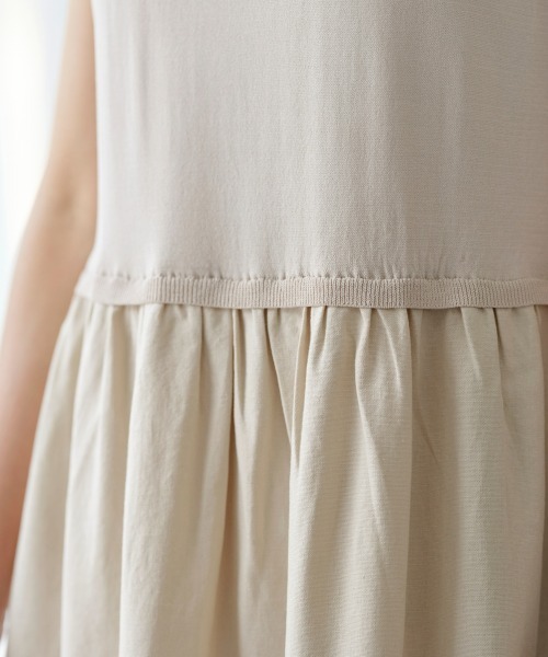 SMILE LAND（スマイルランド）の「異素材ドッキングワンピース＜大きいサイズ有＞【Otona Purete】（ワンピース・レディース・ブラック/キナリ・3L/M/L/LL）」の9枚目の写真