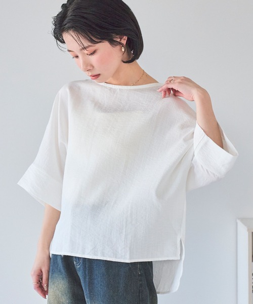 LinoU.(リノユー)の「リネンタッチ五分袖トップス(Tシャツ/カットソー・レディース・オフホワイト/ブルー/ブラック・FREE)」の1枚目の写真