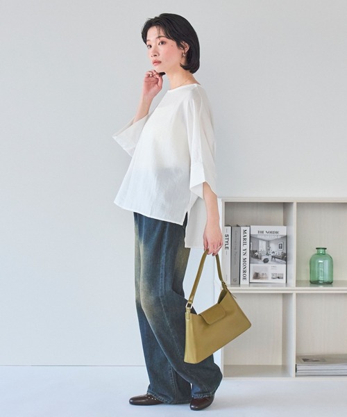 LinoU.(リノユー)の「リネンタッチ五分袖トップス(Tシャツ/カットソー・レディース・オフホワイト/ブルー/ブラック・FREE)」の4枚目の写真