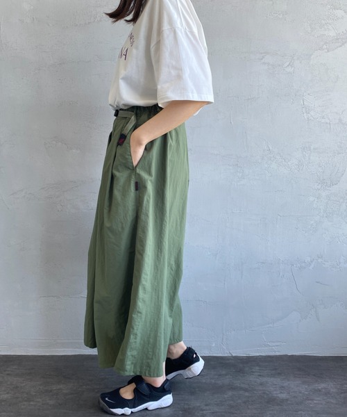 Gramicci（グラミチ）の「[GRAMICCI/グラミチ] ナイロンフレアイージーパンツ（その他パンツ・レディース・ライトグレー/キャメル/ブラック/オリーブ・S/M）」の18枚目の写真