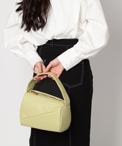 ESPERANZA（エスペランサ）の「アシンメトリーワンハンドルバッグ（ハンドバッグ・レディース・ピンク系/グリーン/ブラック/アイボリー・FREE）」の4枚目の写真