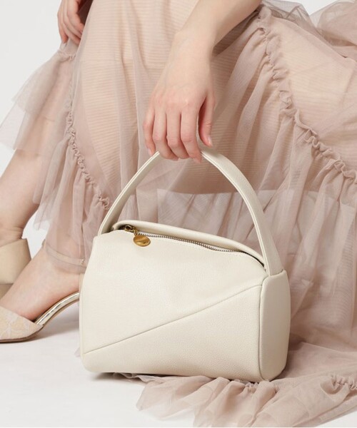 ESPERANZA（エスペランサ）の「アシンメトリーワンハンドルバッグ（ハンドバッグ・レディース・ピンク系/グリーン/ブラック/アイボリー・FREE）」の2枚目の写真