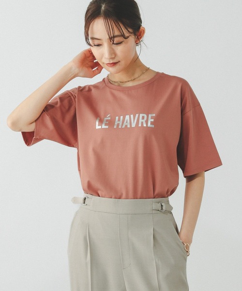 GLOBAL WORK（グローバルワーク）の「リッチクリーンプリントT半袖/147640（Tシャツ/カットソー・レディース・ブルー系その他/オレンジ系その他2/ブラック系その他/ダークグレー/ホワイト系その他4/ホワイト系その他2/ホワイト系その他3/グレイッシュベージュ/ホワイト系その他/チャコールグレー/ホワイト/ブラック/ネイビー/グリーン系その他/ホワイト系その他6/ブラック系その他7/ピンク系その他2/オフホワイト/ダークブラウン/グリーン系その他6/ホワイト×ブラック・LARGE/SMALL/MEDIUM/XX-LARGE/X-LARGE/X-SMALL）」の21枚目の写真