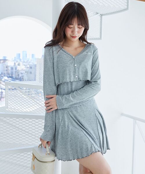 MAJESTIC LEGON(マジェスティックレゴン)の「カーデセット肩リボンキャミワンピ(ワンピース・レディース・アイボリー/グレー/ダークグレー・MEDIUM)」の15枚目の写真