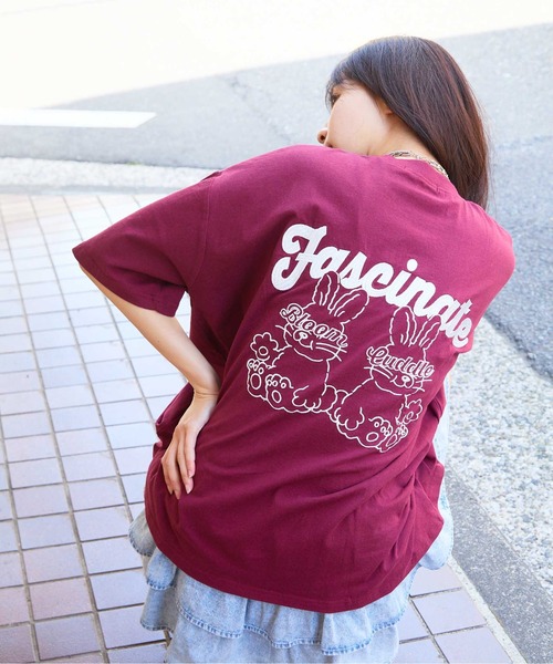 GORGE(ゴージ)の「《ゆるロゴ×うさぎ刺しゅう》ルーズシルエットT/ユニセックスOK(Tシャツ/カットソー・レディース・オフホワイト/スミクロ/オートミール/ボルドー/ブルー/ブラウン・F)」の1枚目の写真