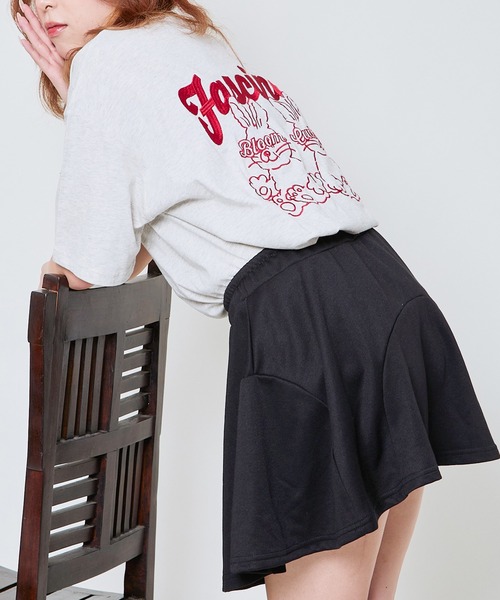 GORGE(ゴージ)の「《ゆるロゴ×うさぎ刺しゅう》ルーズシルエットT/ユニセックスOK(Tシャツ/カットソー・レディース・オフホワイト/スミクロ/オートミール/ボルドー/ブルー/ブラウン・F)」の18枚目の写真