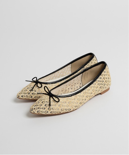A de Vivre(アドゥヴィーヴル)の「サステナブル メッシュフラットパンプス(パンプス・レディース・グリーン/ホワイト/ベージュ・23/24/22.5/24.5/23.5/22/25/25.5)」の1枚目の写真
