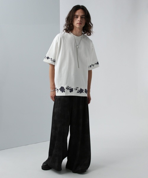 HARE（ハレ）の「シシュウモチーフカットソー(HARE)（Tシャツ/カットソー・メンズ・ブルー/ブラック/ホワイト・SMALL/MEDIUM）」の5枚目の写真