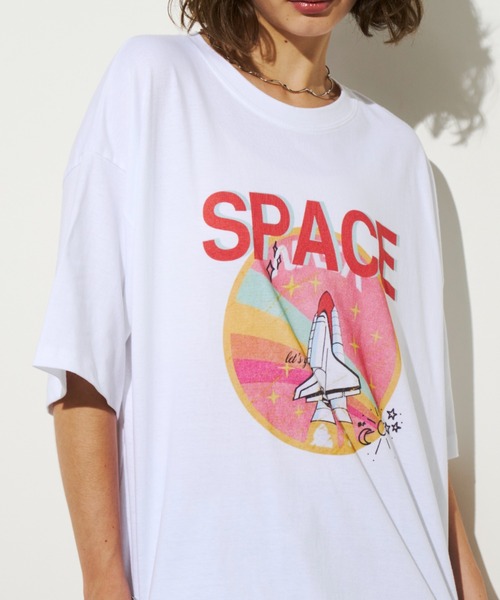 Unitage(ユニテージ)の「SPACEプリントTEE(Tシャツ/カットソー・レディース・ホワイト/グレー/イエロー・FREE)」の10枚目の写真