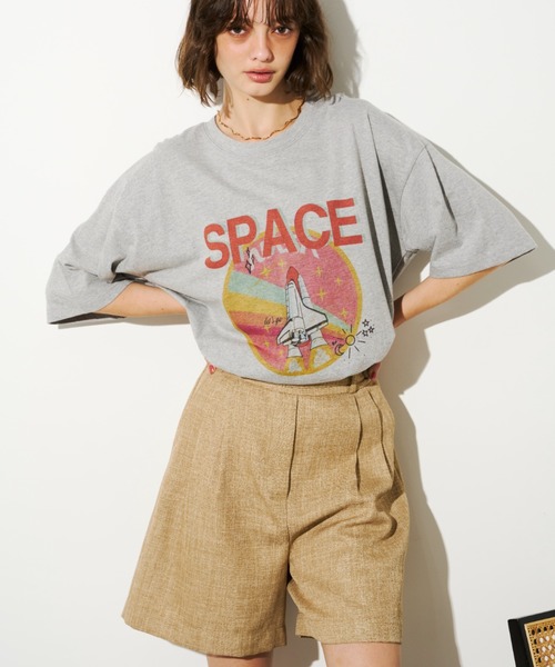 Unitage(ユニテージ)の「SPACEプリントTEE(Tシャツ/カットソー・レディース・ホワイト/グレー/イエロー・FREE)」の17枚目の写真