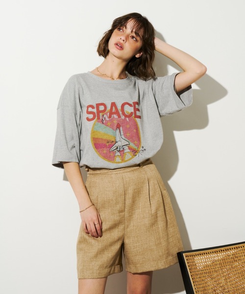 Unitage(ユニテージ)の「SPACEプリントTEE(Tシャツ/カットソー・レディース・ホワイト/グレー/イエロー・FREE)」の18枚目の写真