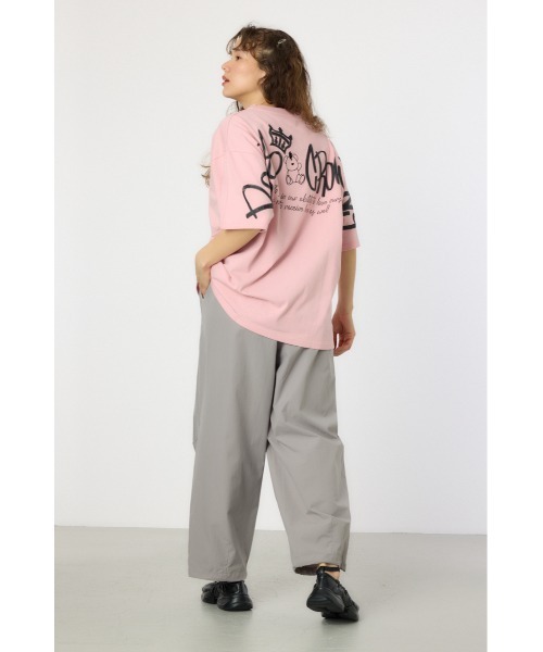 RODEO CROWNS WIDE BOWL（ロデオクラウンズワイドボウル）の「BRIDGE BEAR LOGO Tシャツ（Tシャツ/カットソー・レディース・ホワイト/ブラック/ピンク/カーキ・MEDIUM/LARGE）」の17枚目の写真