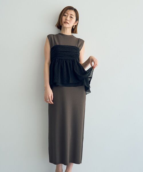 YECCA VECCA(イェッカヴェッカ)の「【2点SET】シアードットキャミセットニットワンピース(ワンピース・レディース・ブラウン/杢グレー・FREE)」の3枚目の写真