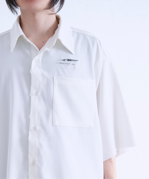 Ellno Loset(エルノロゼット)の「ダメージ加工レギュラーシャツ(シャツ/ブラウス・メンズ・オフホワイト/ブルーグレー・SMALL/MEDIUM/LARGE)」の21枚目の写真