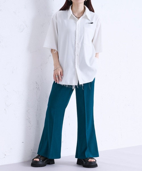 Ellno Loset(エルノロゼット)の「ダメージ加工レギュラーシャツ(シャツ/ブラウス・メンズ・オフホワイト/ブルーグレー・SMALL/MEDIUM/LARGE)」の16枚目の写真