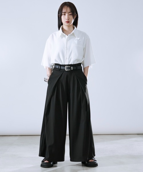 Ellno Loset(エルノロゼット)の「ダメージ加工レギュラーシャツ(シャツ/ブラウス・メンズ・オフホワイト/ブルーグレー・SMALL/MEDIUM/LARGE)」の5枚目の写真