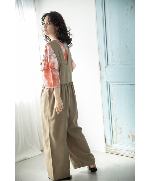 OSMOSIS（オズモーシス）の「2WAYギャザーオールインワン（つなぎ/オールインワン・レディース・ライトベージュ/ブラック/カーキ・ONE SIZE）」の10枚目の写真