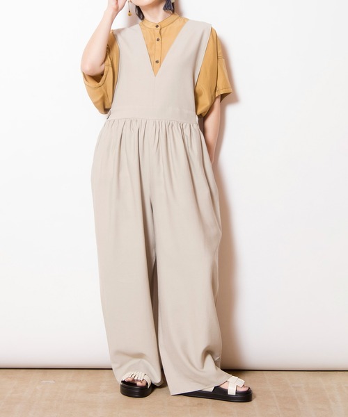 OSMOSIS（オズモーシス）の「2WAYギャザーオールインワン（つなぎ/オールインワン・レディース・ライトベージュ/ブラック/カーキ・ONE SIZE）」の21枚目の写真