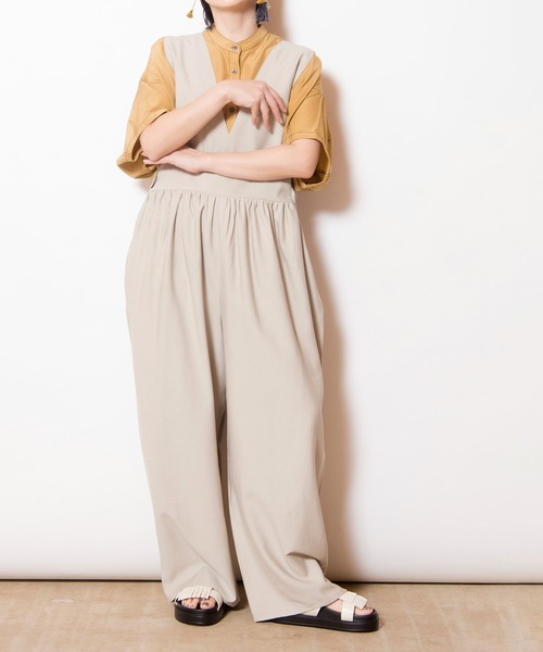 OSMOSIS（オズモーシス）の「2WAYギャザーオールインワン（つなぎ/オールインワン・レディース・ライトベージュ/ブラック/カーキ・ONE SIZE）」の22枚目の写真