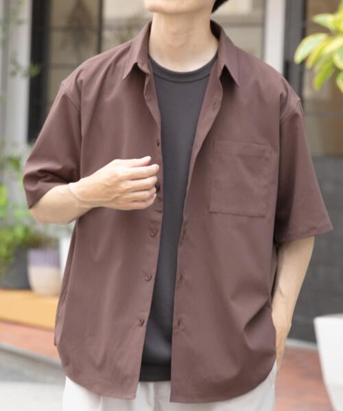 ITEMS URBANRESEARCH（アイテムズ アーバンリサーチ）の「ヨウリュウレギュラーカラー半袖シャツ（シャツ/ブラウス・メンズ・ブラウン/ネイビー/ブラック・LARGE/MEDIUM）」の4枚目の写真