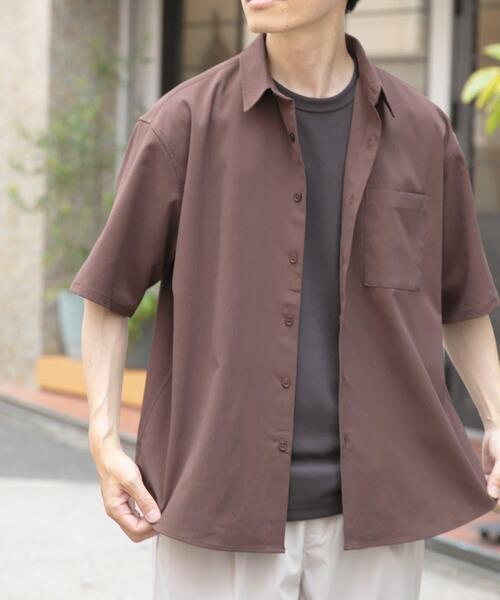 ITEMS URBANRESEARCH（アイテムズ アーバンリサーチ）の「ヨウリュウレギュラーカラー半袖シャツ（シャツ/ブラウス・メンズ・ブラウン/ネイビー/ブラック・LARGE/MEDIUM）」の5枚目の写真