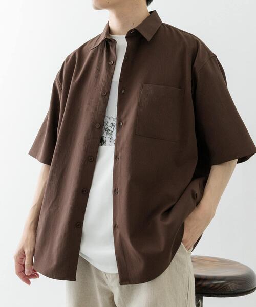 ITEMS URBANRESEARCH（アイテムズ アーバンリサーチ）の「ヨウリュウレギュラーカラー半袖シャツ（シャツ/ブラウス・メンズ・ブラウン/ネイビー/ブラック・LARGE/MEDIUM）」の10枚目の写真