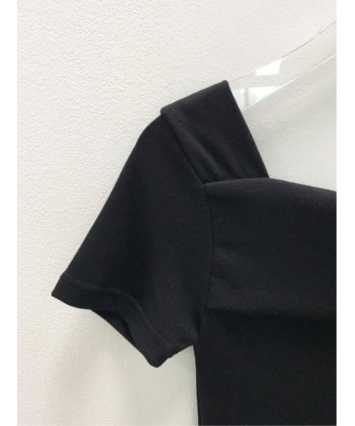 VIVID LADY(ビビッドレディー)の「スリムフィット ワンショルダー トップス(Tシャツ/カットソー・レディース・ブラック/ホワイト/ベージュ・FREE)」の15枚目の写真