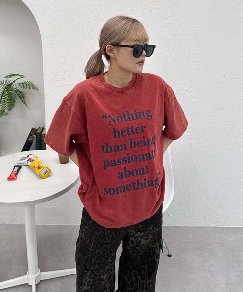 sedacle(セダクル)の「フロントロゴ加工Tシャツ(Tシャツ/カットソー・レディース・ピンク/ネイビー/レッド/ブラウン/ホワイト/オレンジ・MEDIUM/SMALL/LARGE)」の8枚目の写真