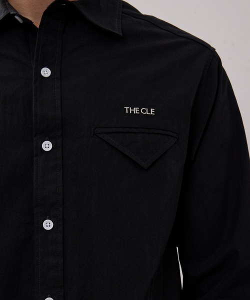 THE CLE（ザクレ）の「TYPEWRITER SHIRT / タイプライターシャツ【タイプライター生地】 シャツ トップス メンズ（シャツ/ブラウス・メンズ・ネイビー/ブラック・SMALL/MEDIUM/LARGE）」の5枚目の写真