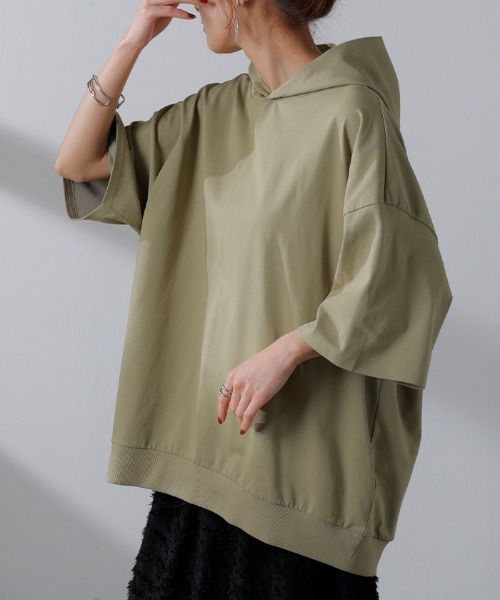 HUG.U（ハグユー）の「快適ドライ UVカットパーカーTシャツ（パーカー・レディース・ブラック/ライトブルー/オリーブ/モカ/ダークグレー/ホワイト・FREE）」の5枚目の写真