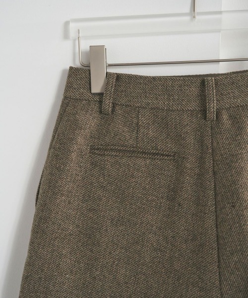 anuke(アンヌーク)の「anuke Herringbone Short Pants ヘリンボーンショートパンツ/62520728(その他パンツ・レディース・ベージュ/ブラウン・36/38)」の13枚目の写真