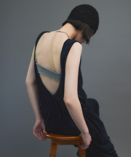 HANNE(アン)の「ベアバックスウェットジャンプスーツ(サロペット/オーバーオール・レディース・ネイビー/グレー・SMALL/MEDIUM)」の8枚目の写真