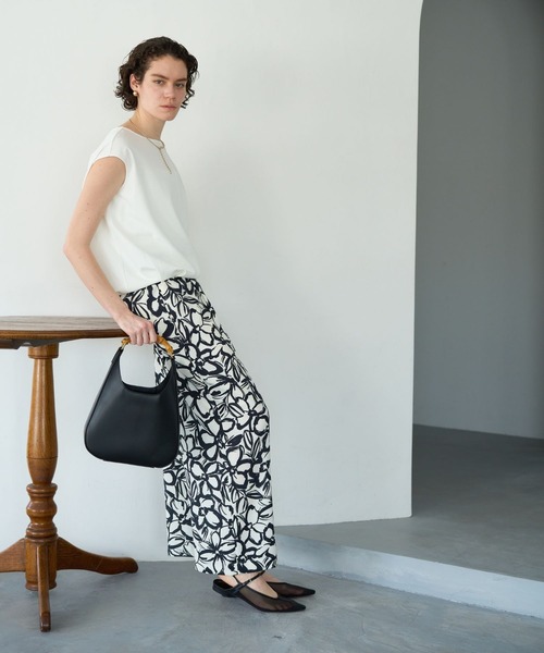 qualite（カリテ）の「【接触冷感】強撚ライトポンチプルオーバー/オフィスカジュアル/夏服（Tシャツ/カットソー・レディース・ホワイト/ライトベージュ/ブラック・フリー）」の4枚目の写真