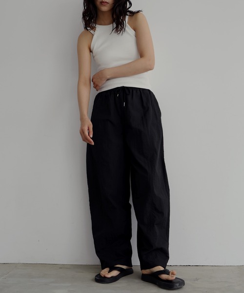 hellam（へラム）の「ナイロンコクーンパンツ（その他パンツ・レディース・カーキ/ブラック・FREE）」の19枚目の写真
