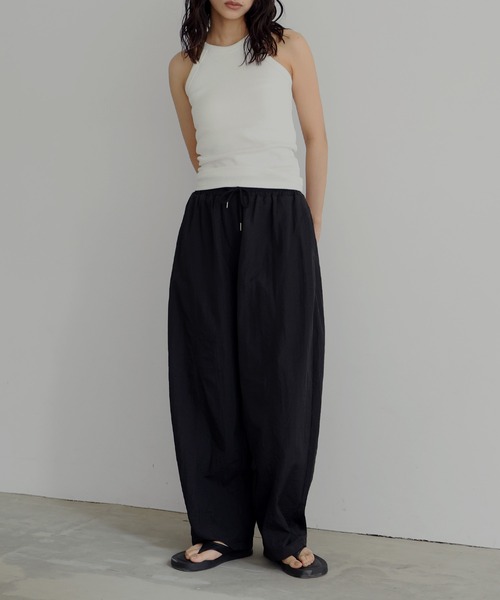 hellam（へラム）の「ナイロンコクーンパンツ（その他パンツ・レディース・カーキ/ブラック・FREE）」の15枚目の写真