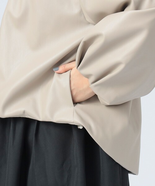 BEAMS HEART（ビームスハート）の「【WEB限定】フェイクレザー コクーン ブルゾン（ブルゾン・レディース・ブラック/ブラウン系その他2・FREE）」の9枚目の写真