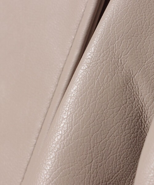 BEAMS HEART（ビームスハート）の「【WEB限定】フェイクレザー コクーン ブルゾン（ブルゾン・レディース・ブラック/ブラウン系その他2・FREE）」の19枚目の写真