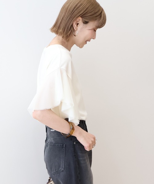 AMERICAN HOLIC(アメリカンホリック)の「袖チュールサイドスリットプルオーバー(Tシャツ/カットソー・レディース・アイボリー/ブラック/ネイビー・M/L)」の4枚目の写真