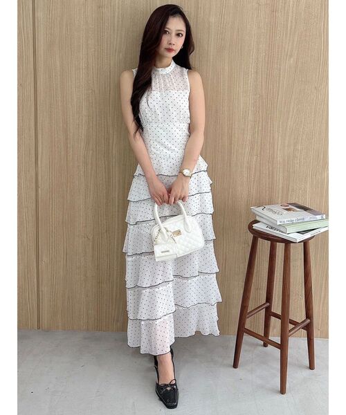 MERCURYDUO(マーキュリーデュオ)の「リボン付きスクエアトゥパンプス(パンプス・レディース・アイボリー/チャコールグレー・36/38)」の3枚目の写真