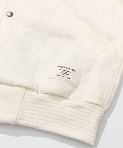 KRIFF MAYER(クリフメイヤー)の「ざっくり裏毛刺繍スナップカーデ(カーディガン/ボレロ・メンズ・ナチュラル/ベージュ/ブラック/カラフル/グレー・LARGE/X-LARGE/MEDIUM)」の17枚目の写真